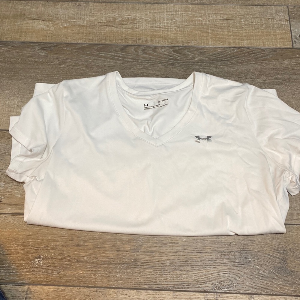 Underarmour shirt